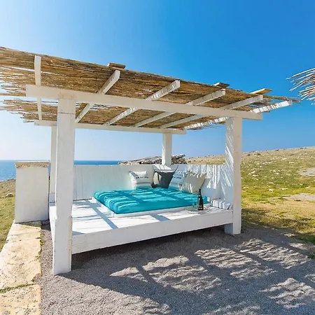 Vila Sleeps 8 With Wifi Ližnjan